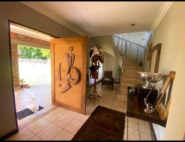 4 BEDROOM HOUSE FOR SALE IN THREE RIVERS